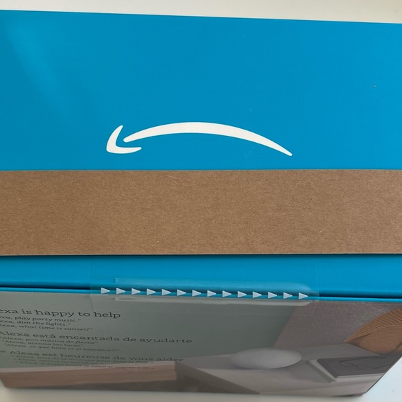 Echo Dot 4th Generation - Picture 3 of 5